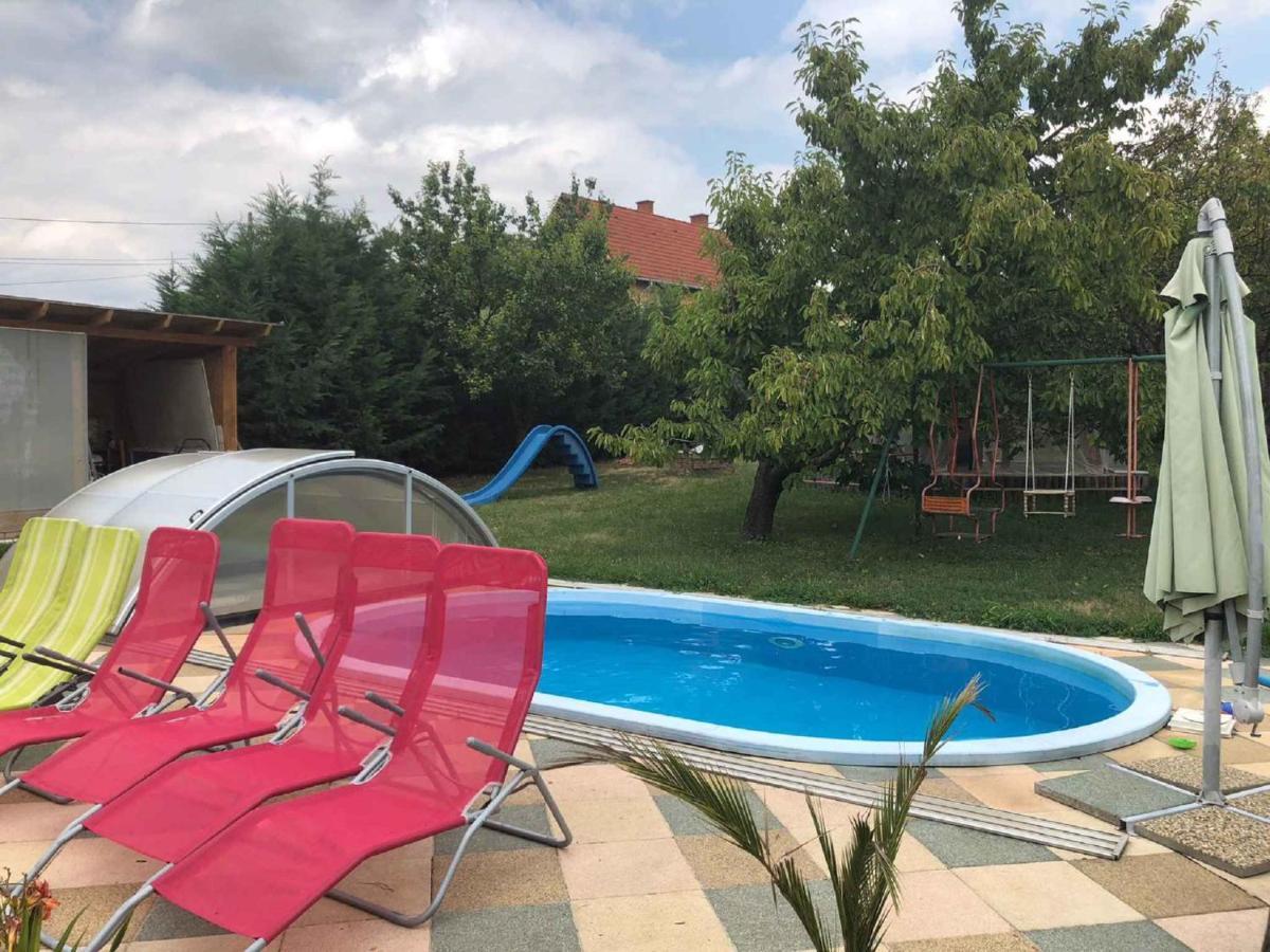 Holiday Home Balatonfuzfo/Balaton 18798 ภายนอก รูปภาพ